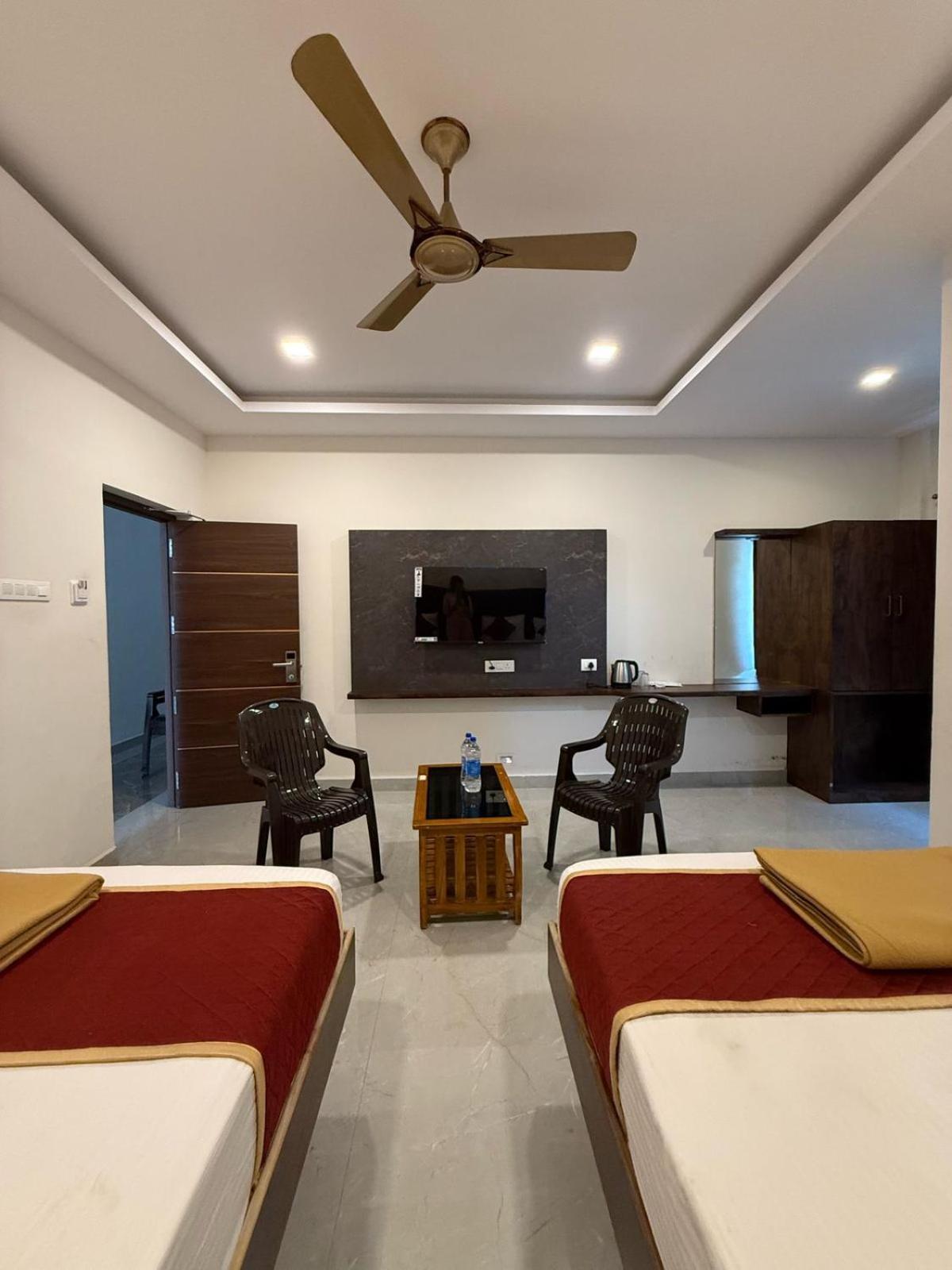 Arudra Residency Hotel Tiruvannamalai Exterior photo